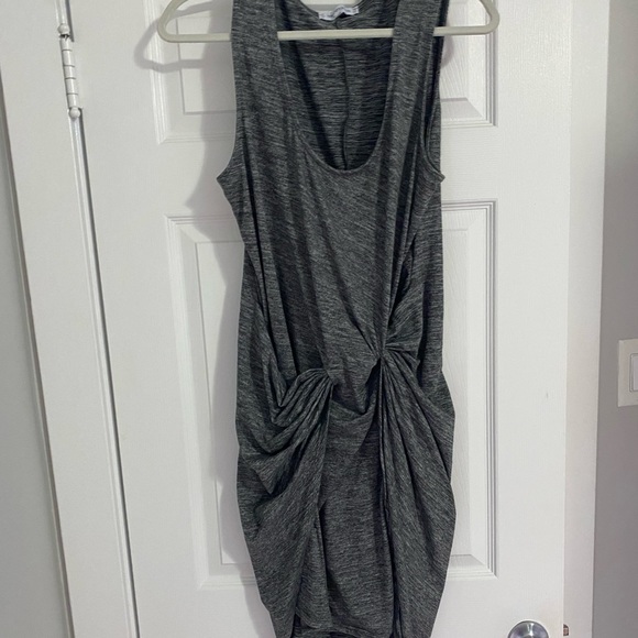 Size Large form fitting grey dress - Picture 2 of 5